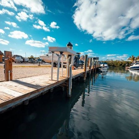 Waterfront Studio 2, Couples Oasis, Kayaks, Pool Jewfish Exteriér fotografie