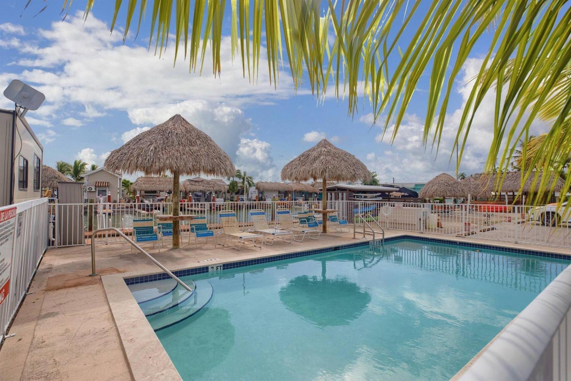 Waterfront Studio 2, Couples Oasis, Kayaks, Pool Jewfish Exteriér fotografie